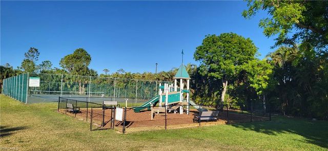 17585 Taylor DR, Fort Myers, FL 33908