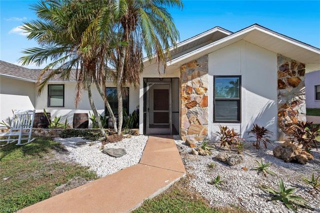 17585 Taylor DR, Fort Myers, FL 33908