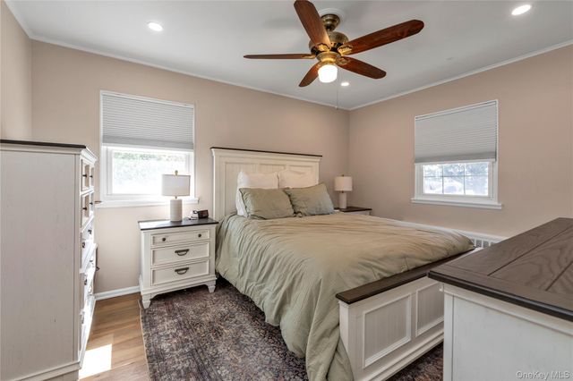 8 E Gate, Plainview, NY 11803