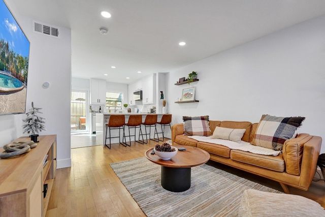 120 NE 20th Court 5D, Wilton Manors, FL 33305