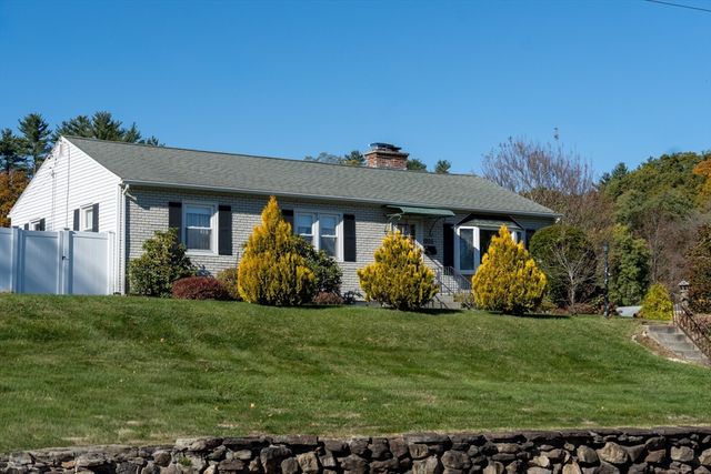 1205 Northampton St, Holyoke, MA 01040