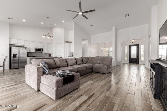 9110 W GARNET MOUNTAIN Drive, Casa Grande, AZ 85194