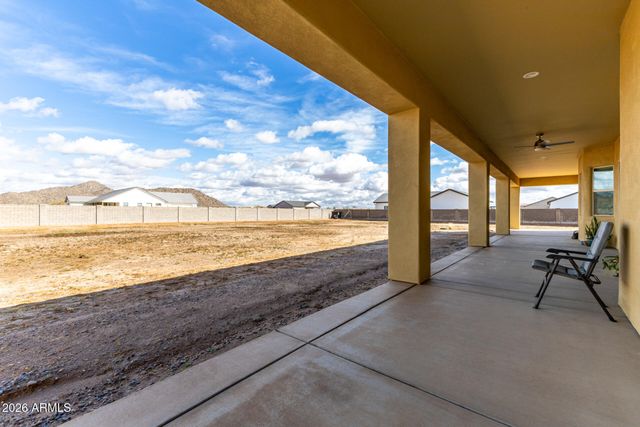 9110 W GARNET MOUNTAIN Drive, Casa Grande, AZ 85194