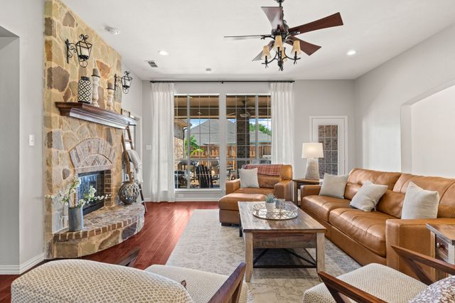7101 New Bury Court, Rowlett, TX 75089