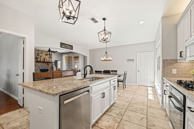 7101 New Bury Court, Rowlett, TX 75089