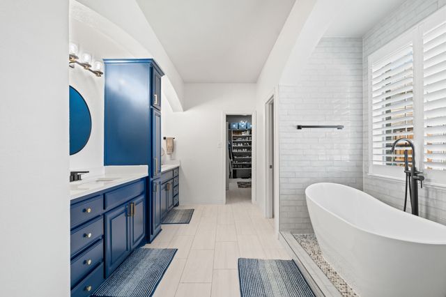 7101 New Bury Court, Rowlett, TX 75089
