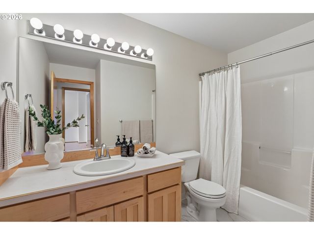 10914 Ne 102ND St, Vancouver, WA 98662