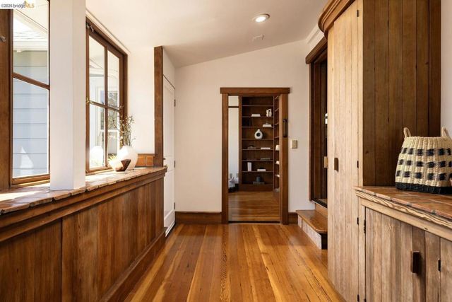 1716 Parker ST, Berkeley, CA 94703