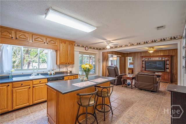 903 Sandpiper Road, Savannah, GA 31410