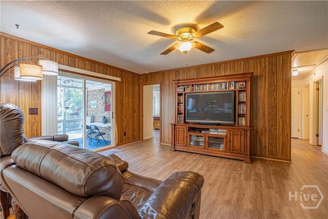 903 Sandpiper Road, Savannah, GA 31410