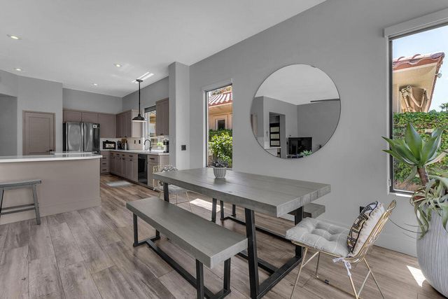 93 Kavenish Drive, Rancho Mirage, CA 92270