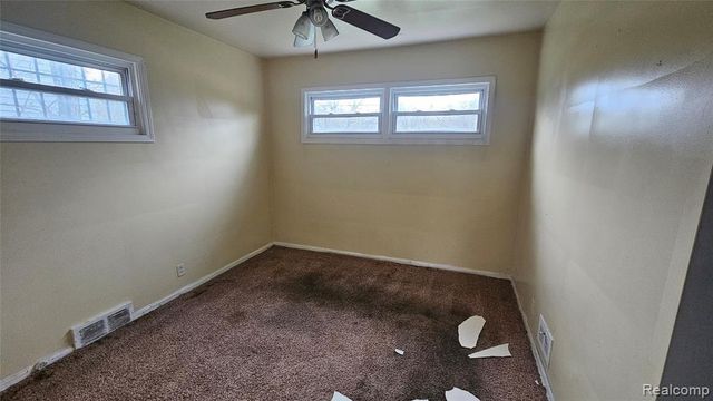 258 E Hobson Avenue, Flint, MI 48505