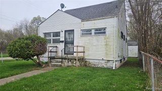 258 E Hobson Avenue, Flint, MI 48505