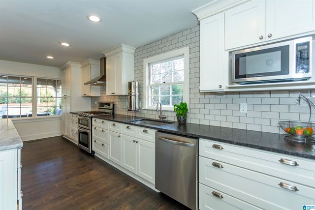 2552 WHETSTONE ROAD, Vestavia Hills, AL 35243