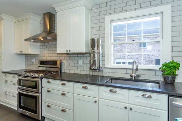 2552 WHETSTONE ROAD, Vestavia Hills, AL 35243