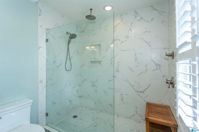 2552 WHETSTONE ROAD, Vestavia Hills, AL 35243