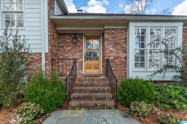 2552 WHETSTONE ROAD, Vestavia Hills, AL 35243