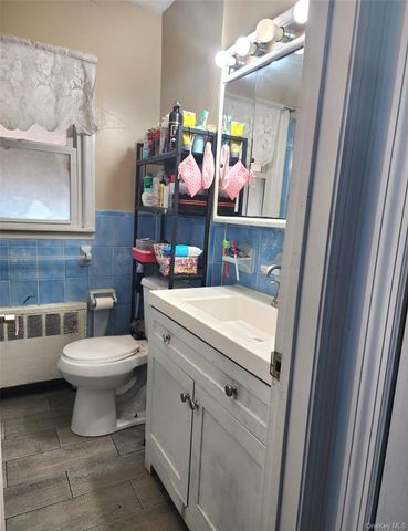 301 Pennsylvania Avenue, Roosevelt, NY 11575