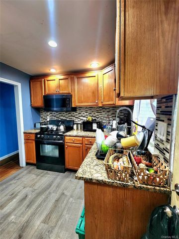 301 Pennsylvania Avenue, Roosevelt, NY 11575
