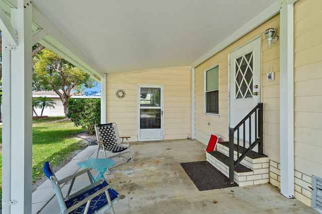 2622 Caper Court, Port St Lucie, FL 34952