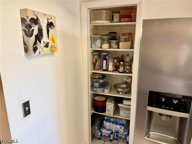 806 SE 46th ST 1F, Cape Coral, FL 33904