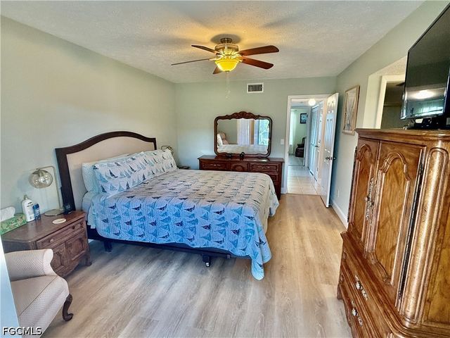 806 SE 46th ST 1F, Cape Coral, FL 33904