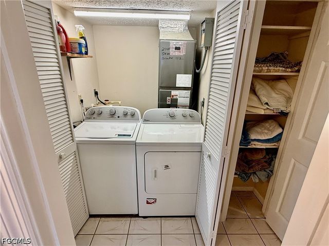 806 SE 46th ST 1F, Cape Coral, FL 33904