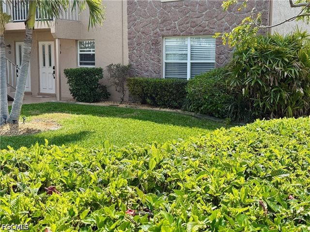 806 SE 46th ST 1F, Cape Coral, FL 33904