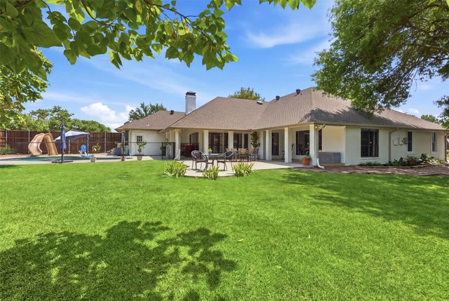 10722 Woodbridge Drive, Forney, TX 75126