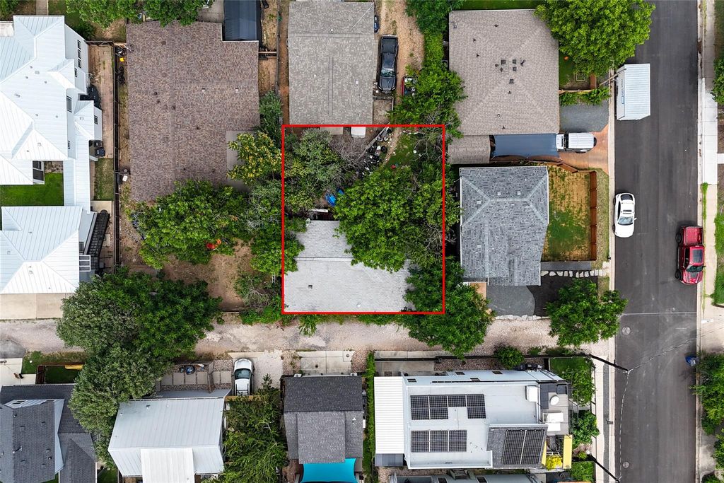 1302 Walnut Ave 2, Austin, TX 78702
