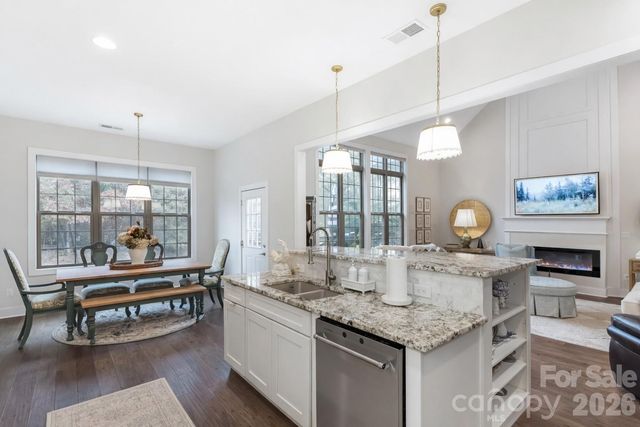 3000 Applewood Point Lane, Belmont, NC 28012