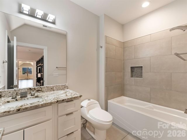 3000 Applewood Point Lane, Belmont, NC 28012