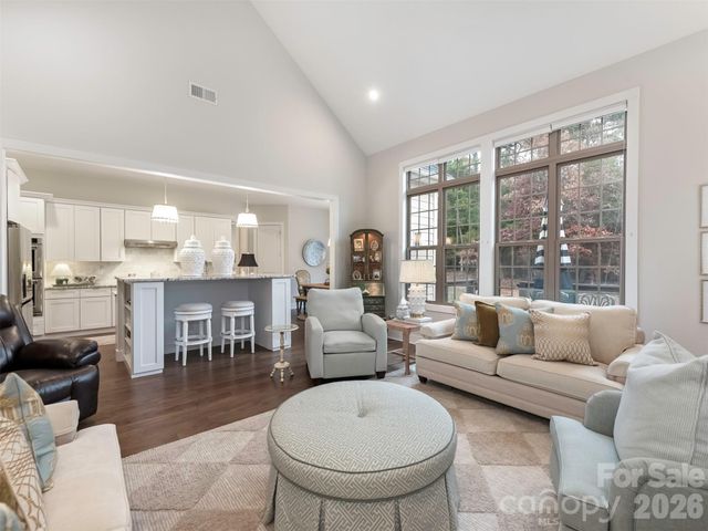 3000 Applewood Point Lane, Belmont, NC 28012