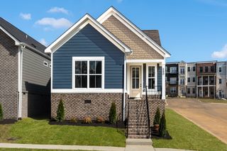 580 Centre St, Pleasant View, TN 37146