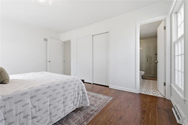 2309 W 104th Street, Leawood, KS 66206