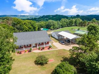 261 Milky Way Dr, Pulaski, TN 38478