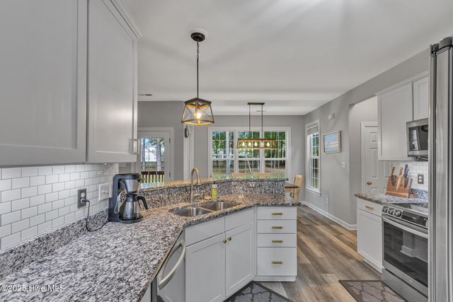 322 Osprey Point Drive, Sneads Ferry, NC 28460