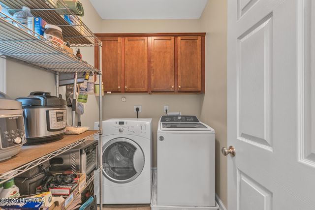 322 Osprey Point Drive, Sneads Ferry, NC 28460