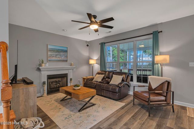 322 Osprey Point Drive, Sneads Ferry, NC 28460