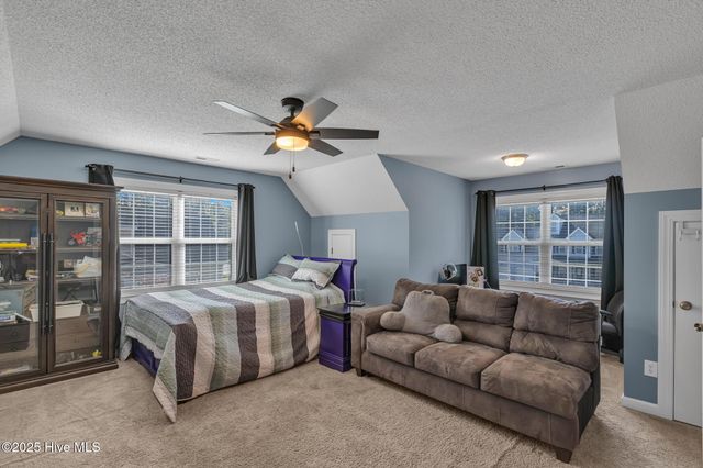 322 Osprey Point Drive, Sneads Ferry, NC 28460