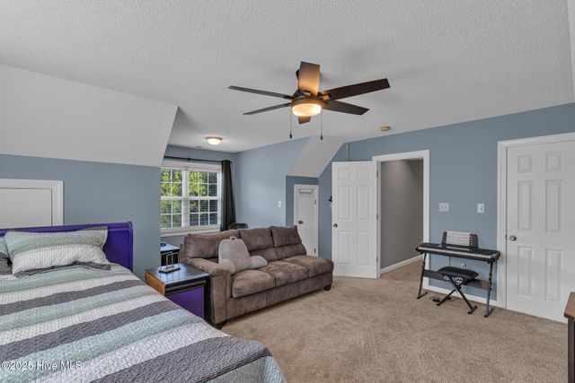 322 Osprey Point Drive, Sneads Ferry, NC 28460