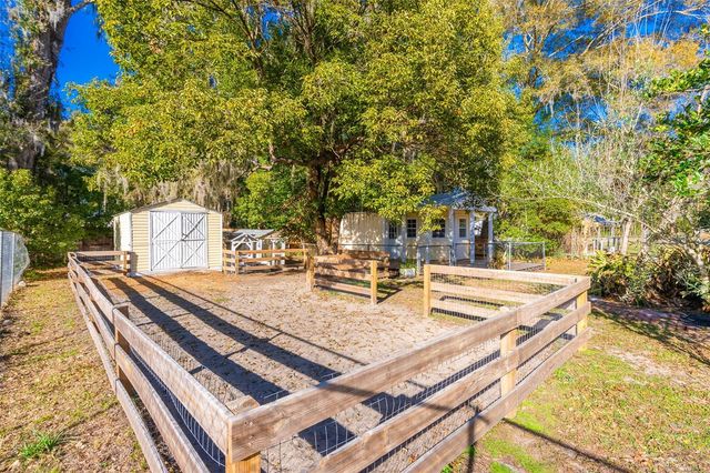 130 W PENNSYLVANIA, Lake Helen, FL 32744