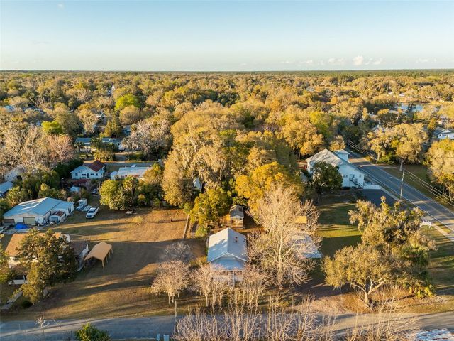 130 W PENNSYLVANIA, Lake Helen, FL 32744