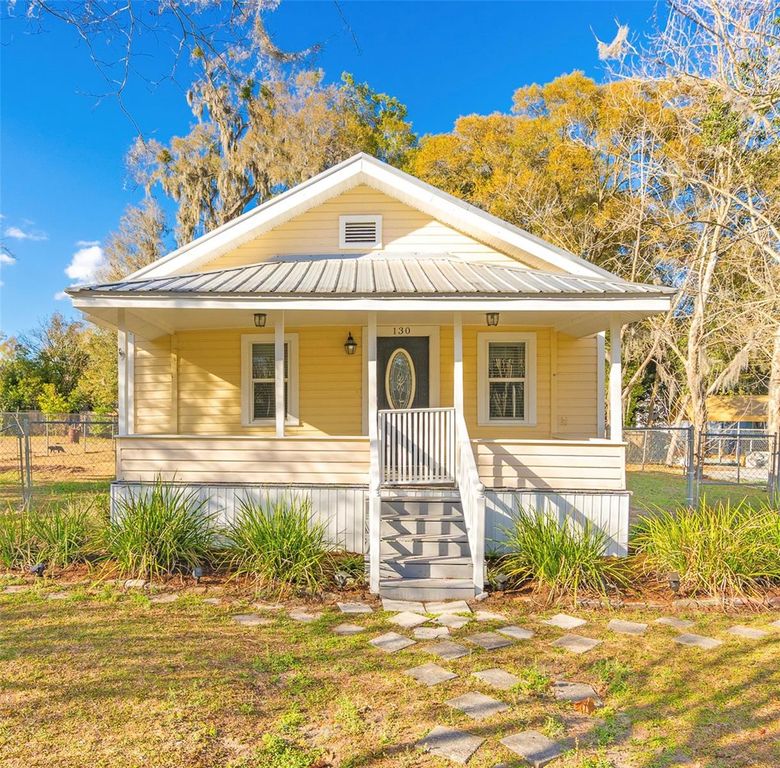 Image 1 of property listing at 130 W PENNSYLVANIA, Lake Helen, FL 32744