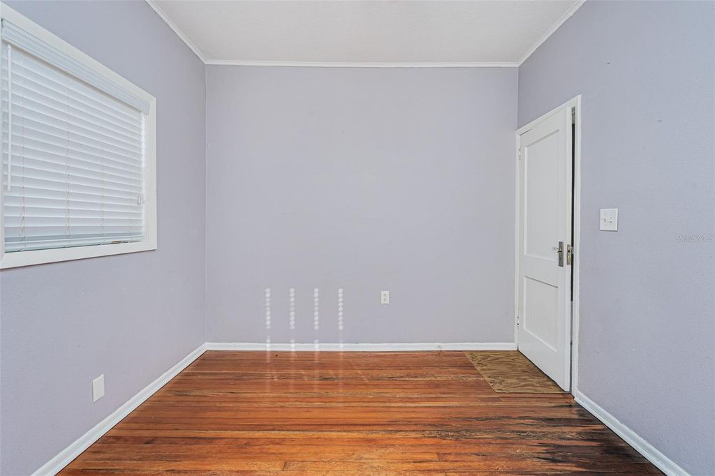 Image 20 of property listing at 130 W PENNSYLVANIA, Lake Helen, FL 32744