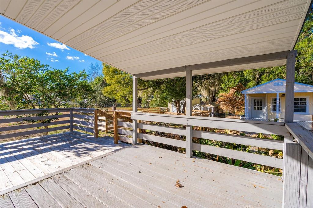 Image 23 of property listing at 130 W PENNSYLVANIA, Lake Helen, FL 32744