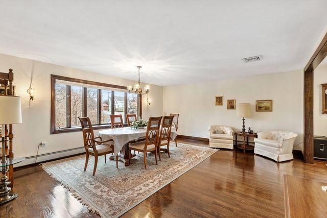 5 Willson Rd, Salem, MA 01970