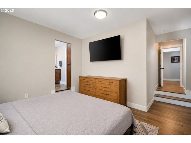 503 Ne BIRCHWOOD Ter, Hillsboro, OR 97124