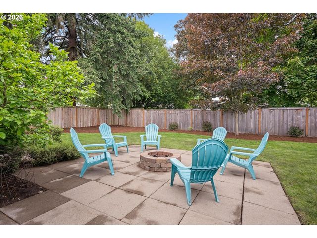 503 Ne BIRCHWOOD Ter, Hillsboro, OR 97124