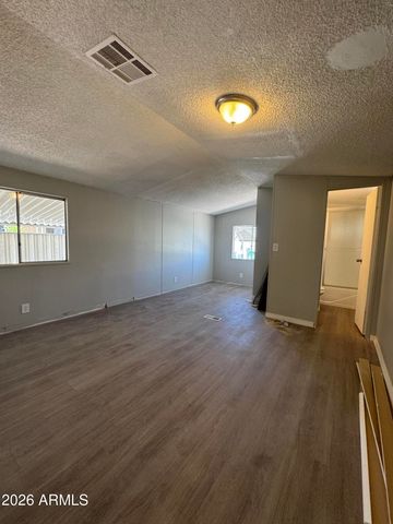 652 S Ellsworth Road 170, Mesa, AZ 85208